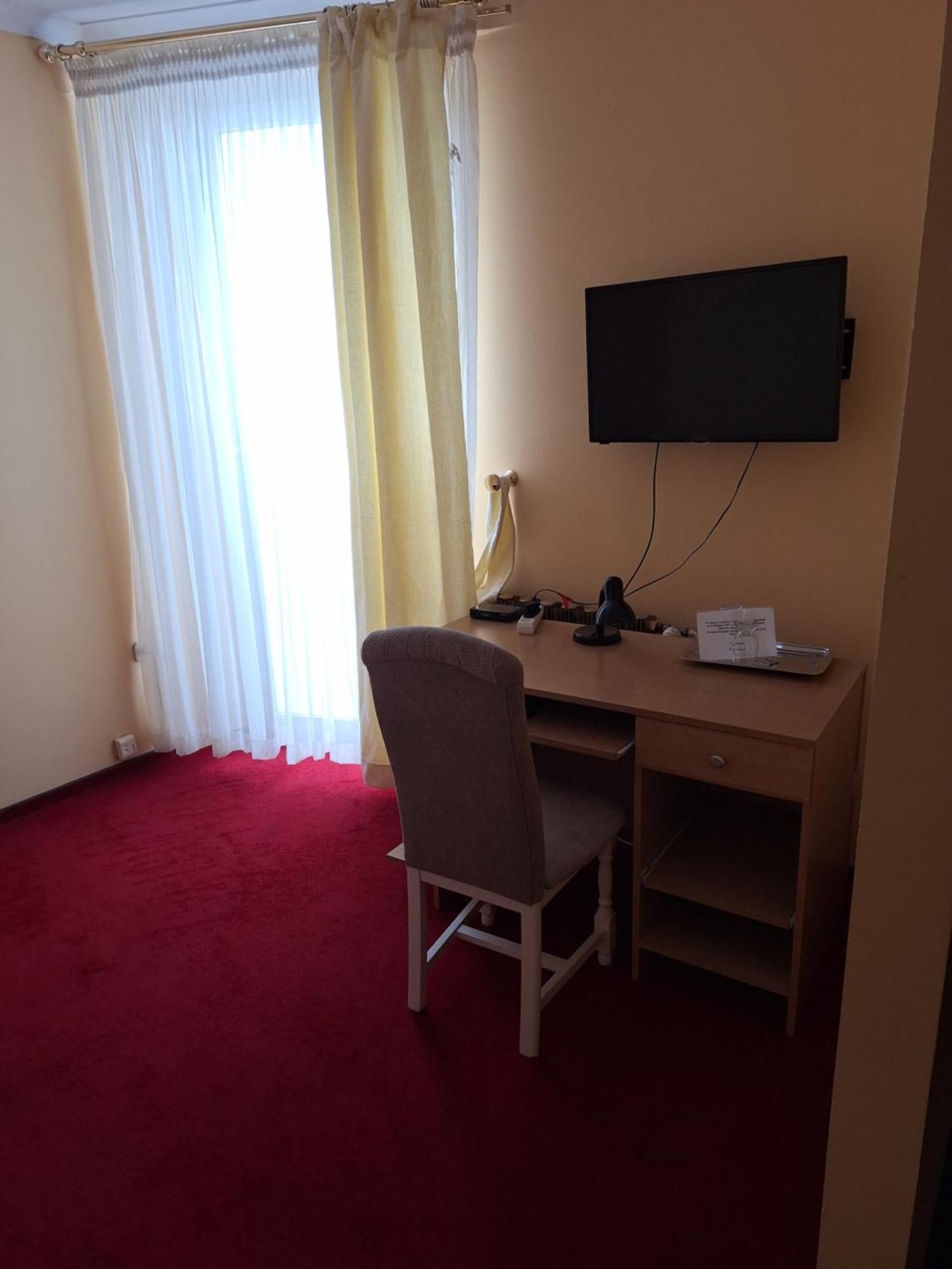 אוסטרוב וילקופולסקי Hotel Malwa מראה חיצוני תמונה